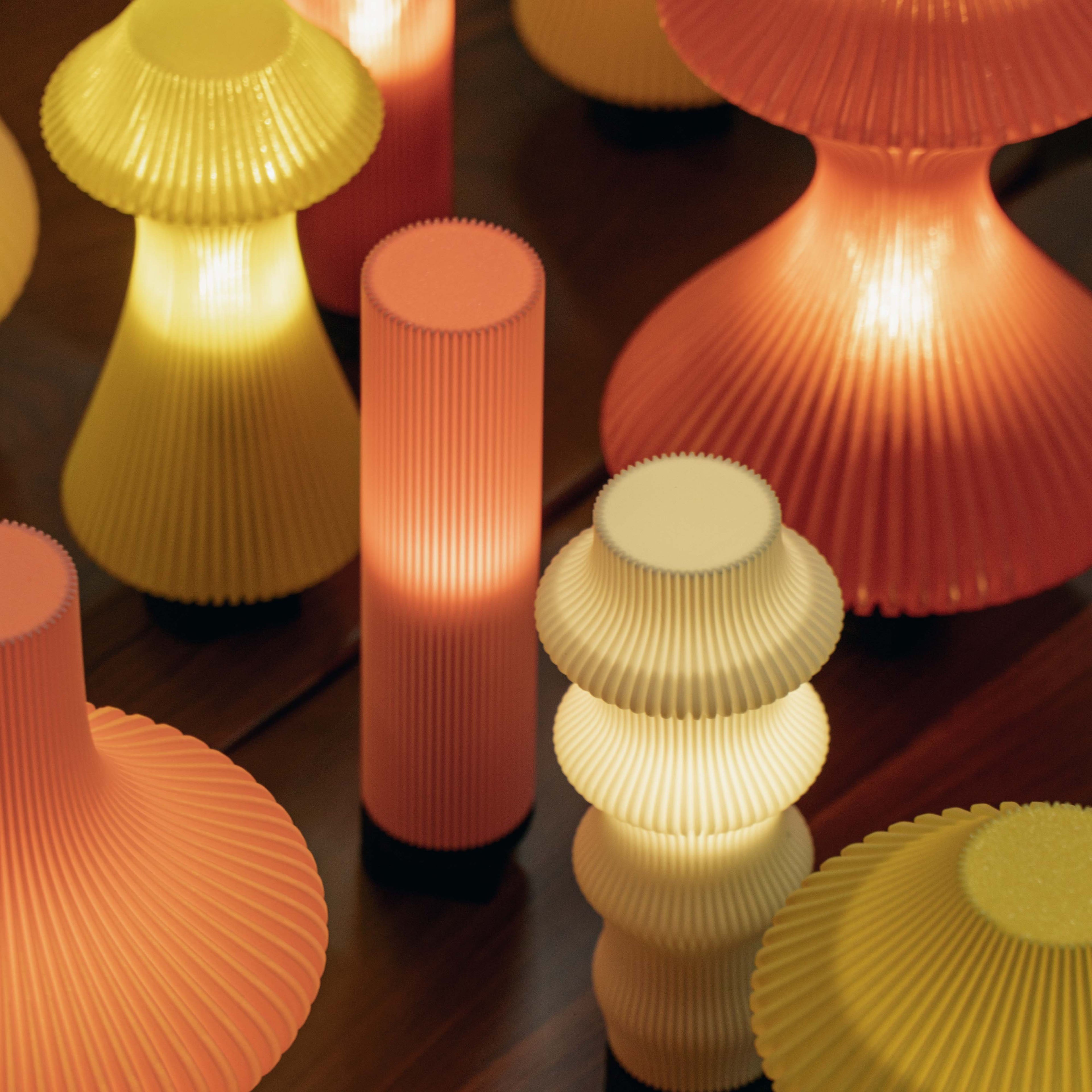 Ruvaa - Portable Table Lamp