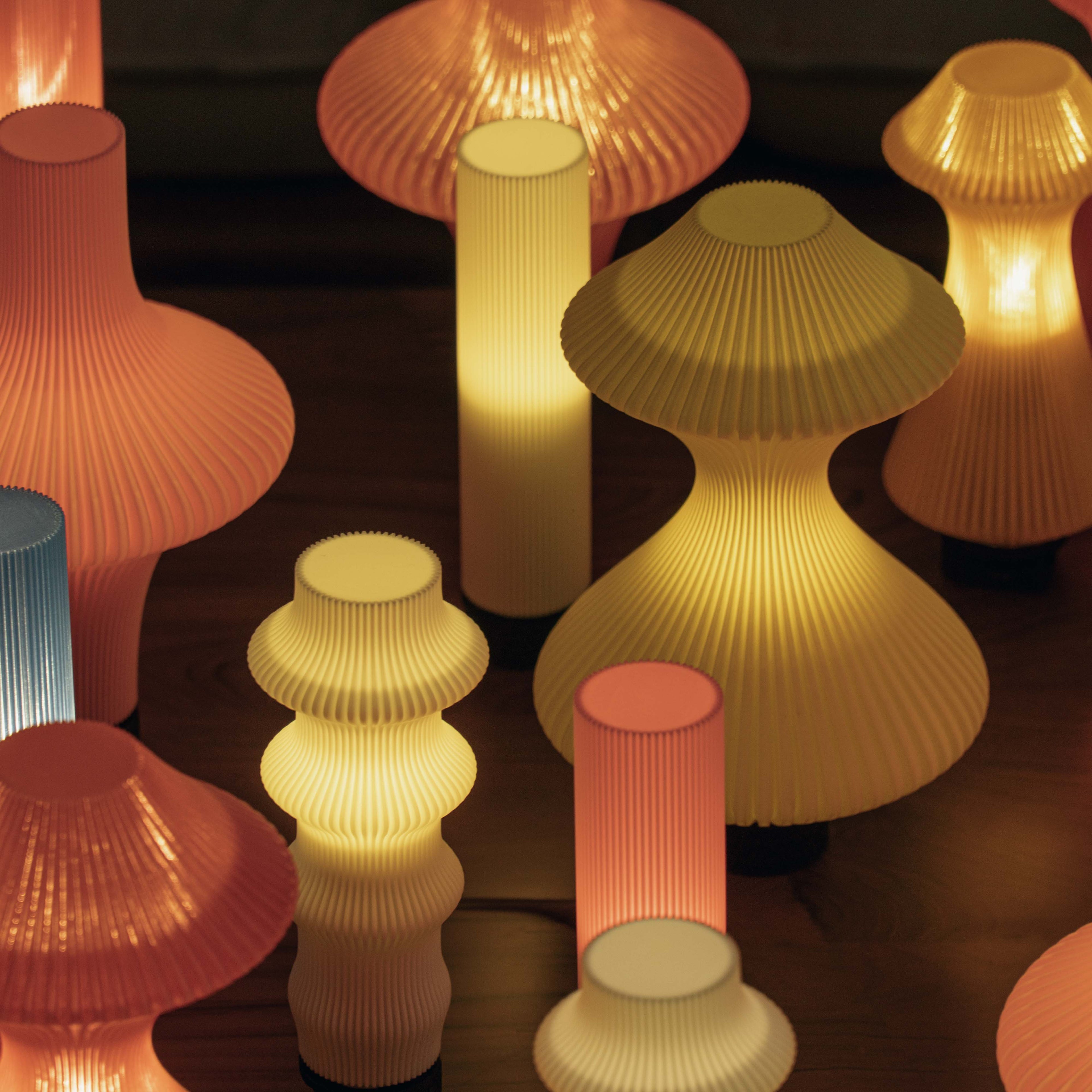 Tratto - Portable Table Lamp