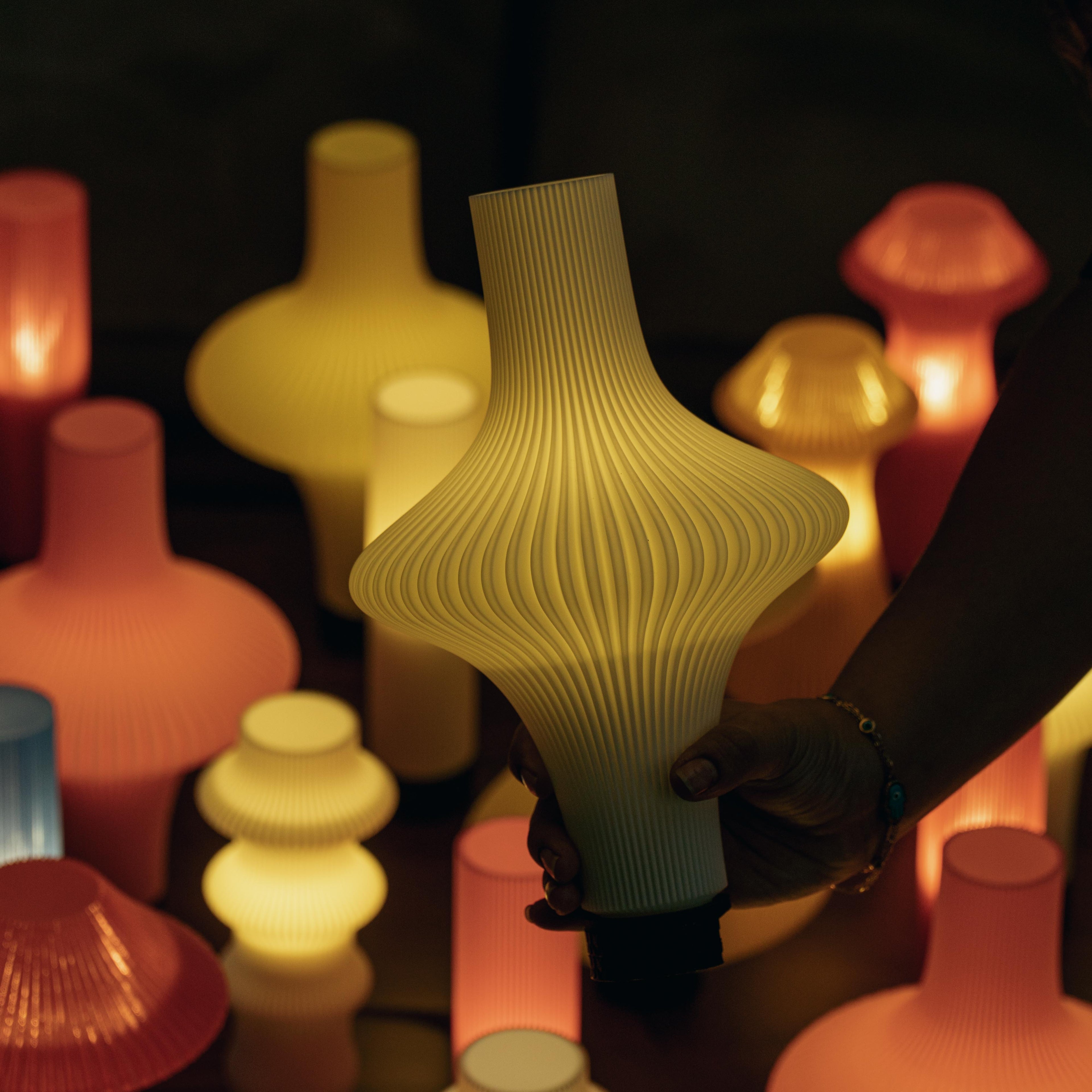 Zeya Max - Portable Table Lamp