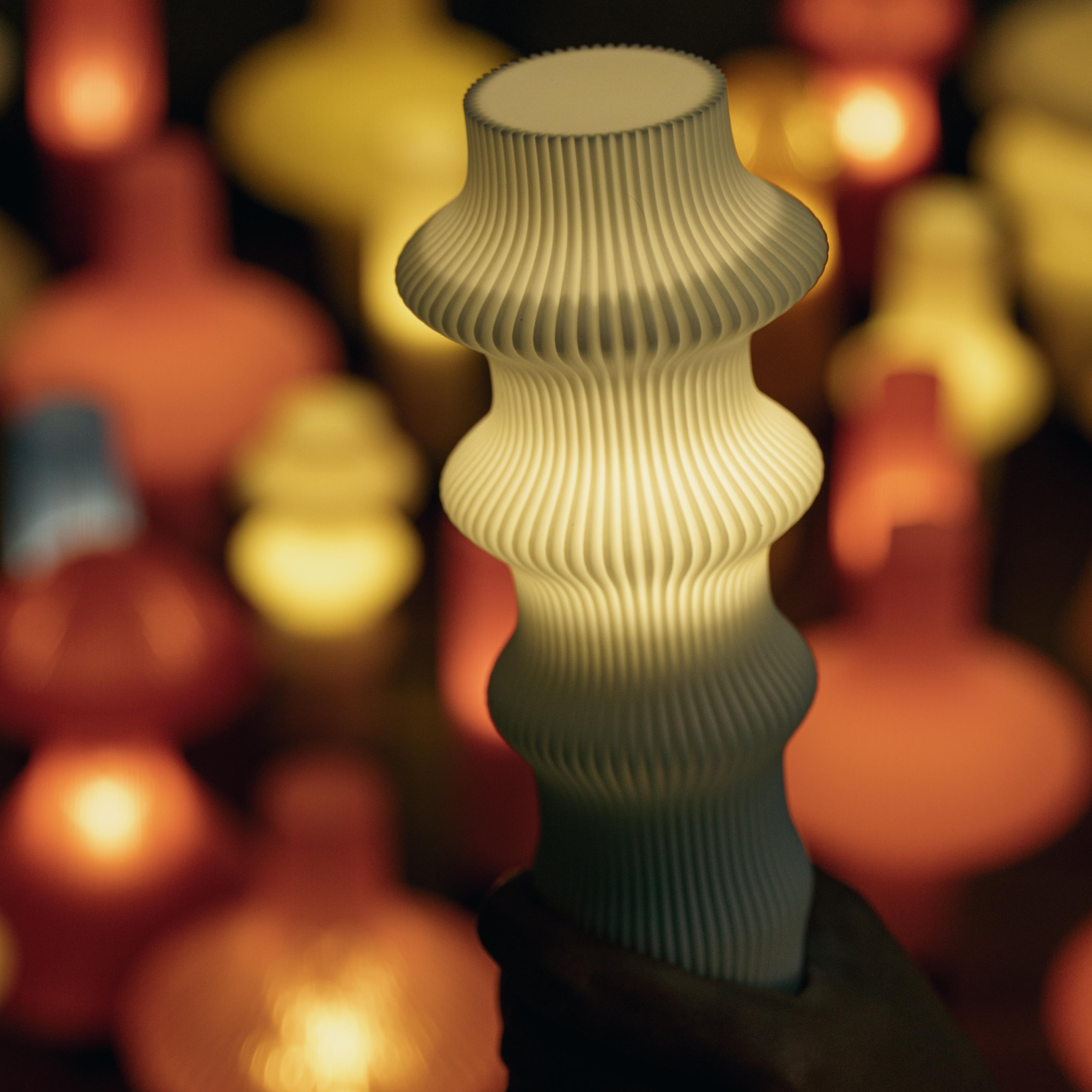 Ruvaa - Portable Table Lamp