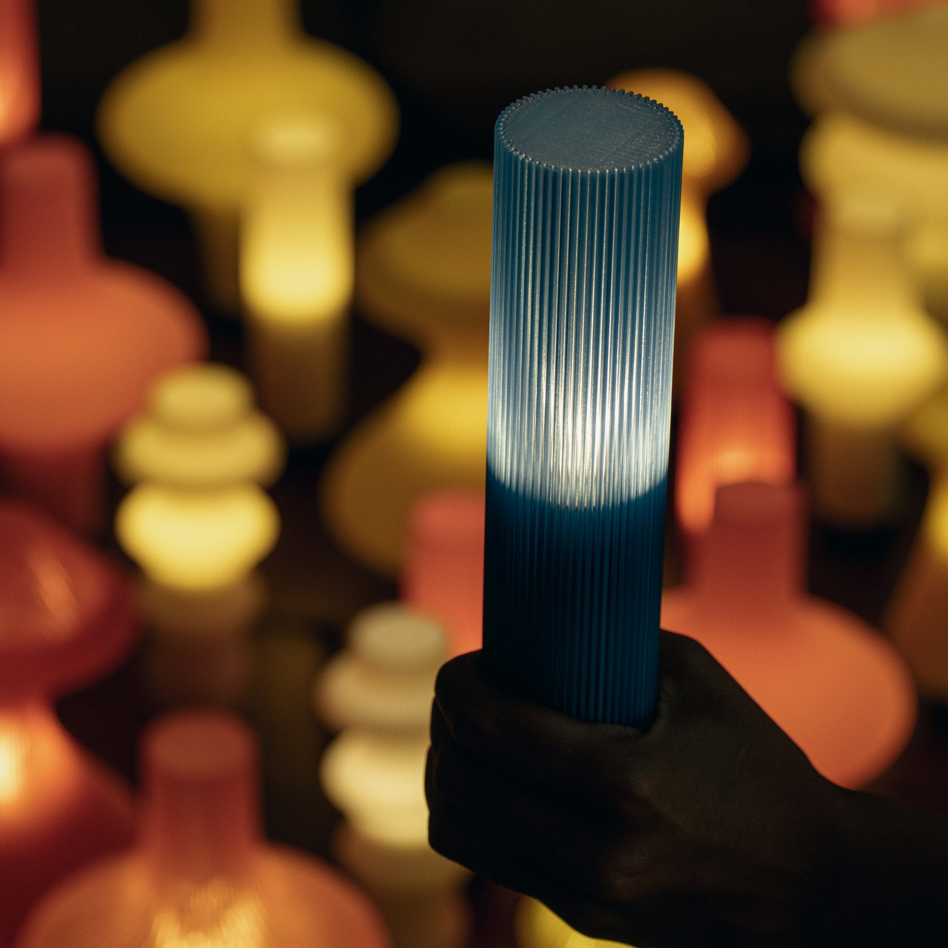 Tratto - Portable Table Lamp