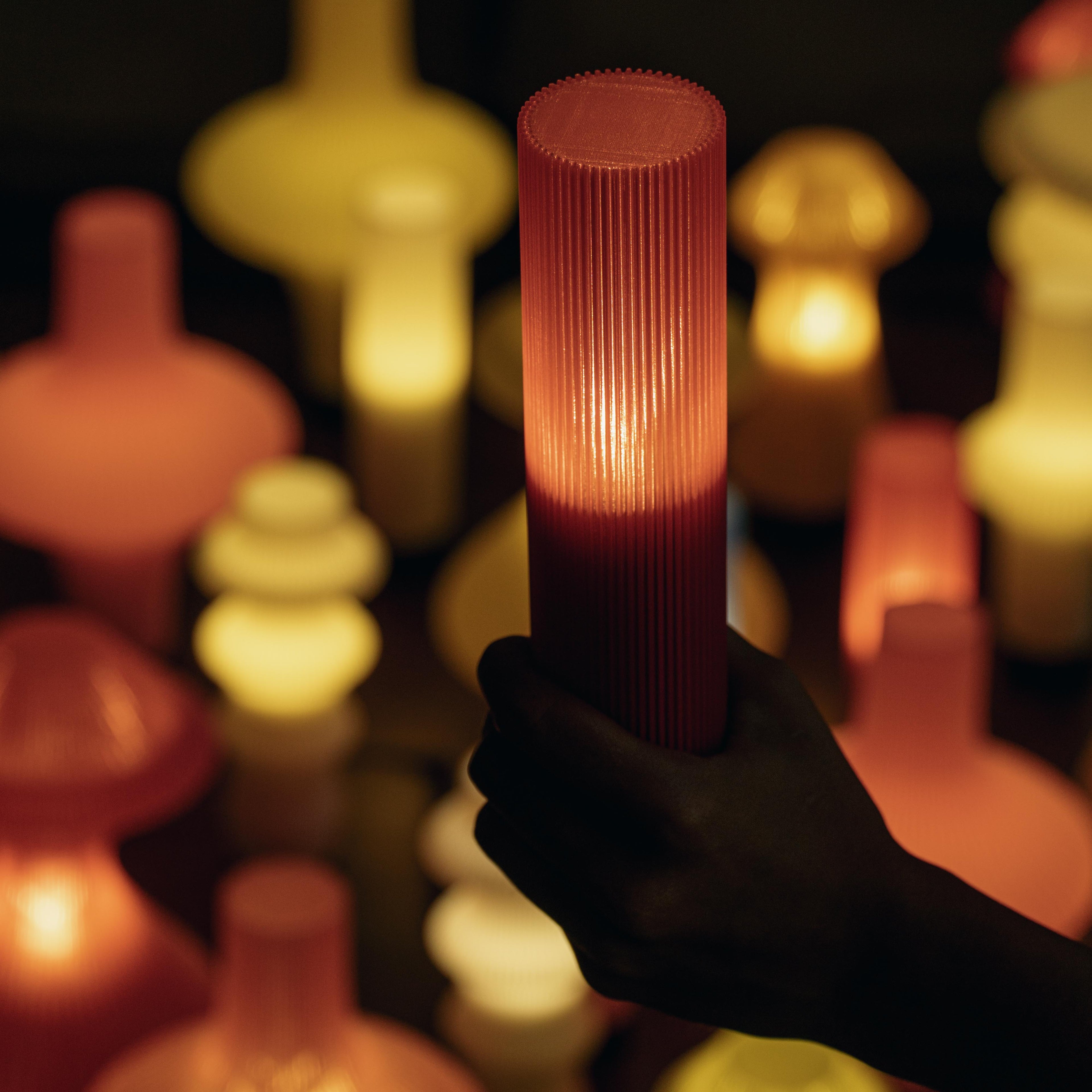 Tratto - Portable Table Lamp