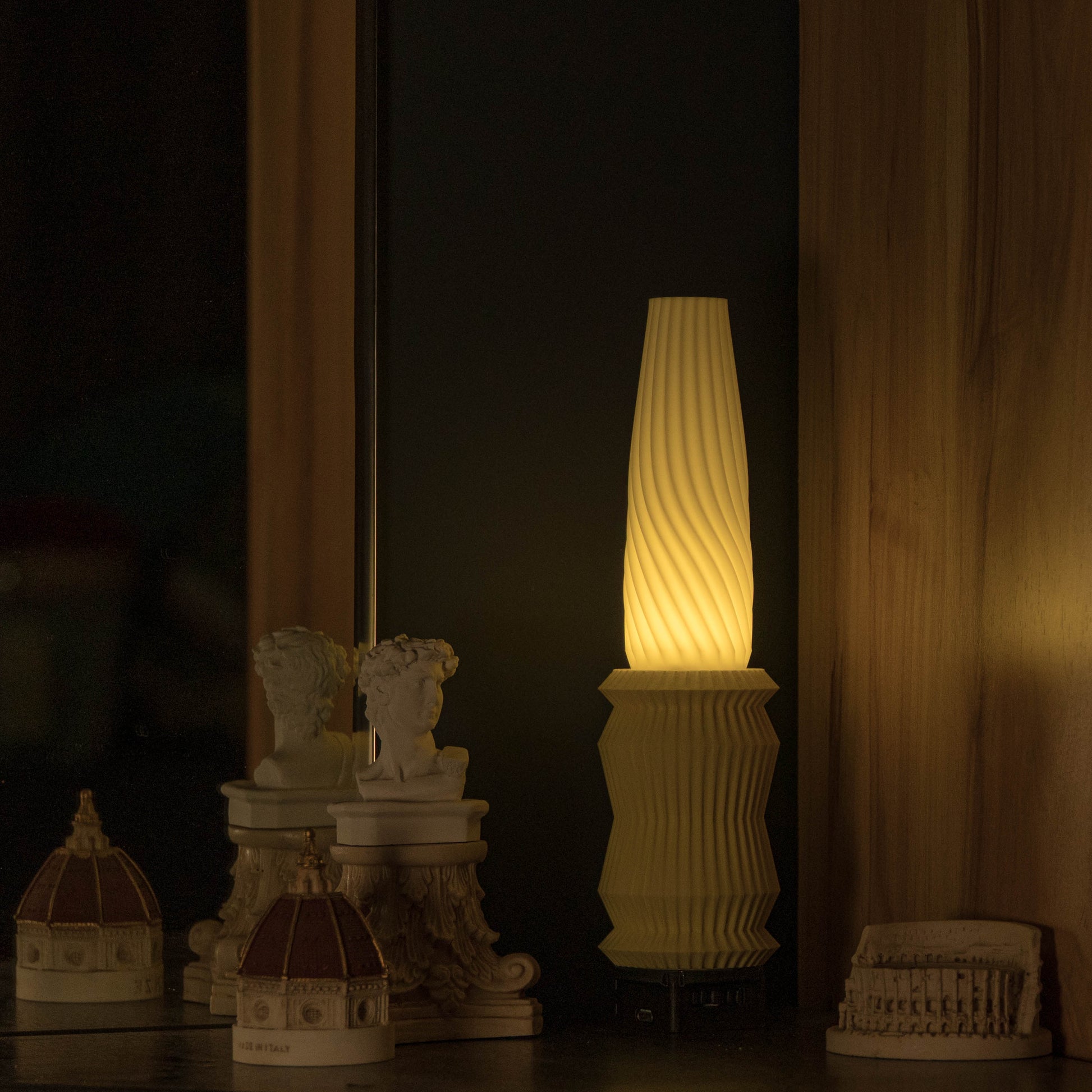Current - Portable Light Lamp