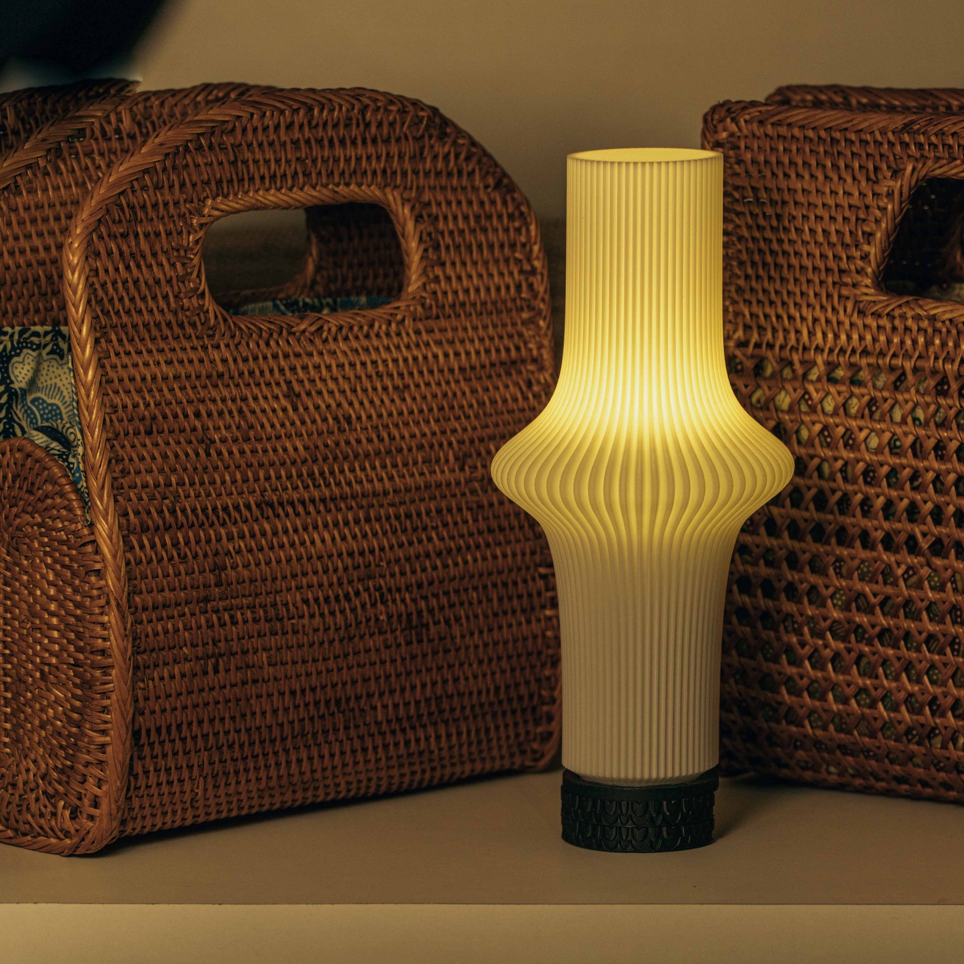 Zeya - Portable Table Lamp