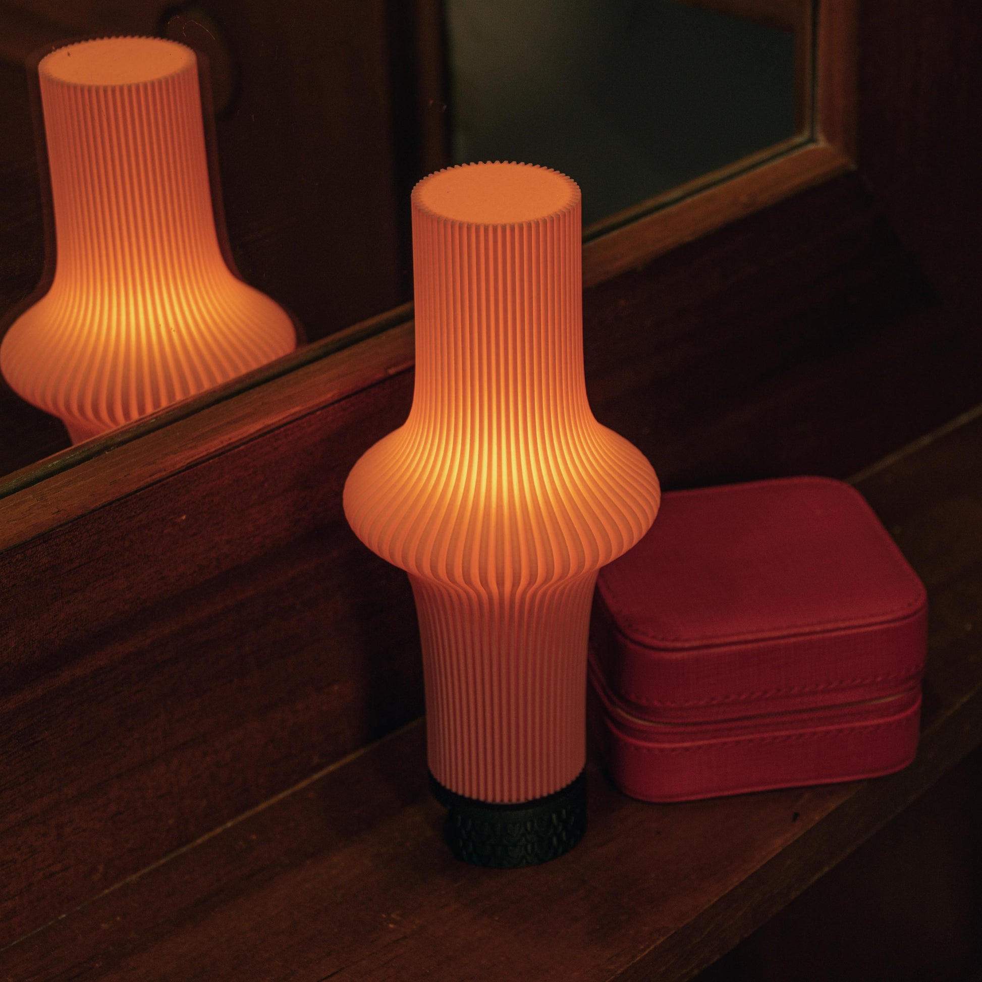 Zeya - Portable Table Lamp