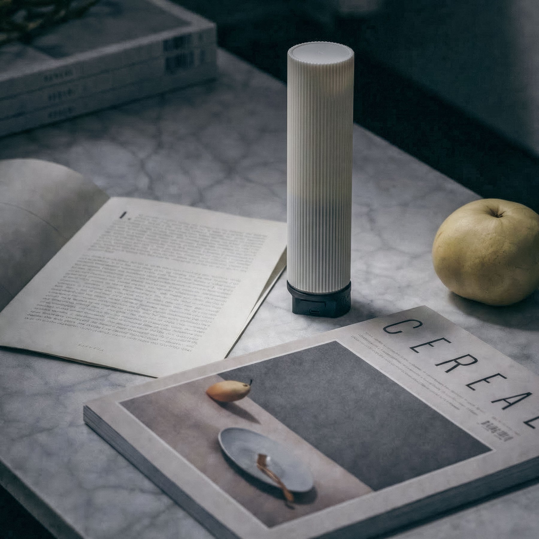Tratto Vanilla Button Control | Rechargeable Table Lamp